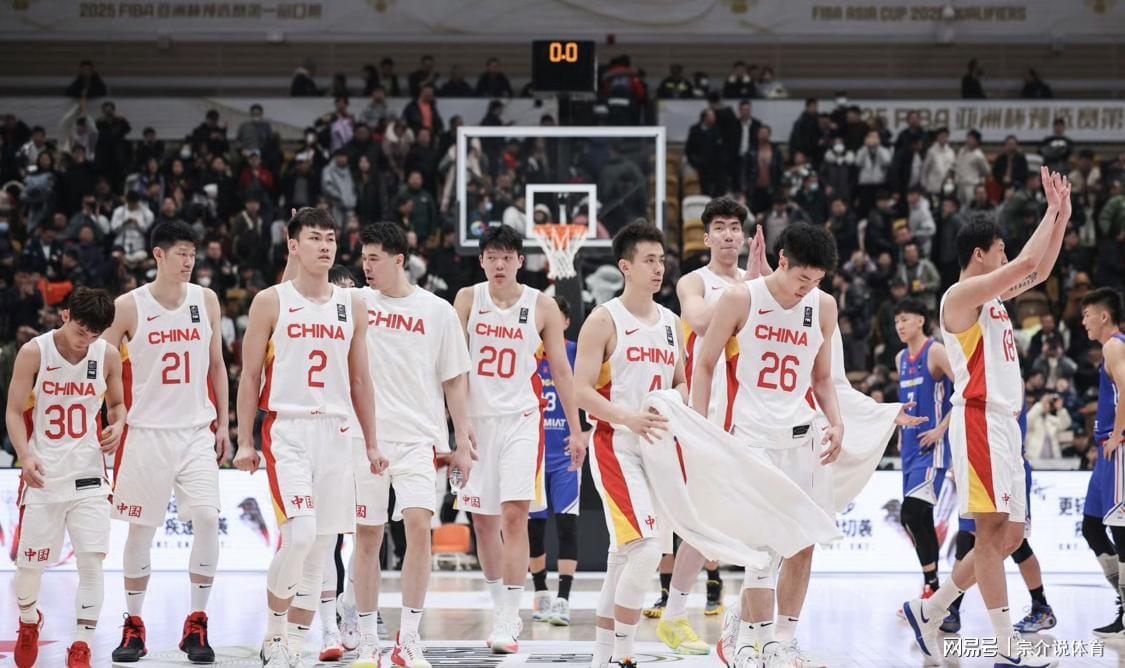 1分惜败！中国男篮夺亚洲杯亚军中国男篮憾失亚洲杯冠军，以一分之差夺得亚军